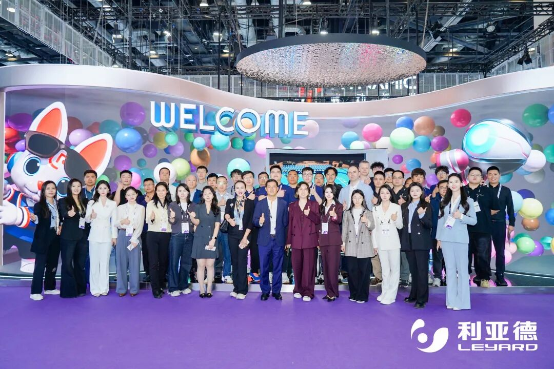 领军亮相Infocomm China，，以HiMicro与全场景AI重构视听新生态